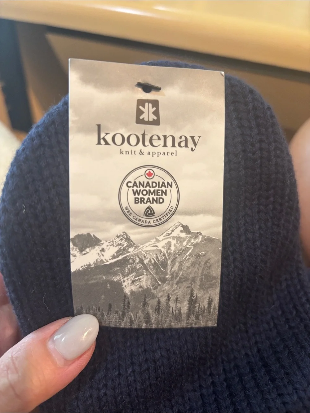 NWT- Kootenay Adult Navy Chunky Knit Mittens- Cozy Classic